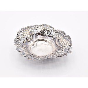 Antique 1896 Sterling Silver Birmingham England Bows & Hearts Dish